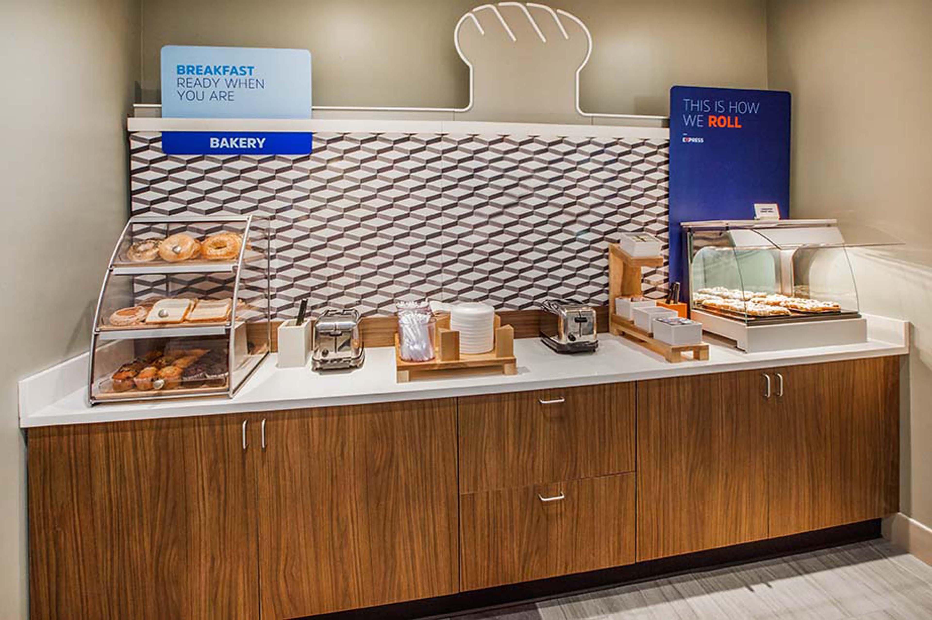 Holiday Inn Express Wichita South By Ihg מראה חיצוני תמונה