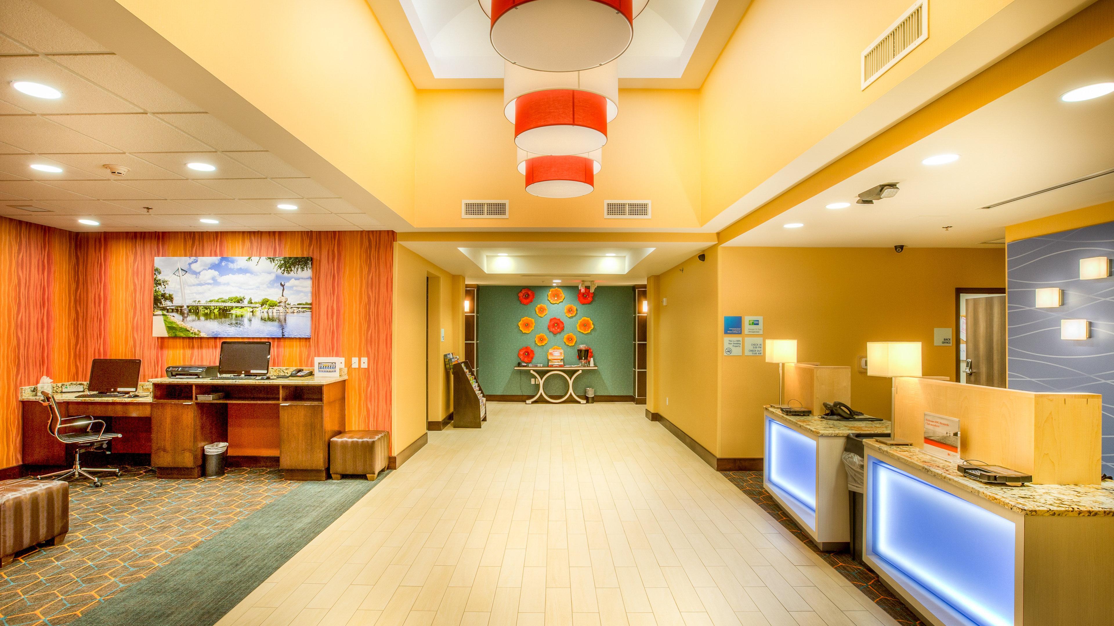 Holiday Inn Express Wichita South By Ihg מראה חיצוני תמונה